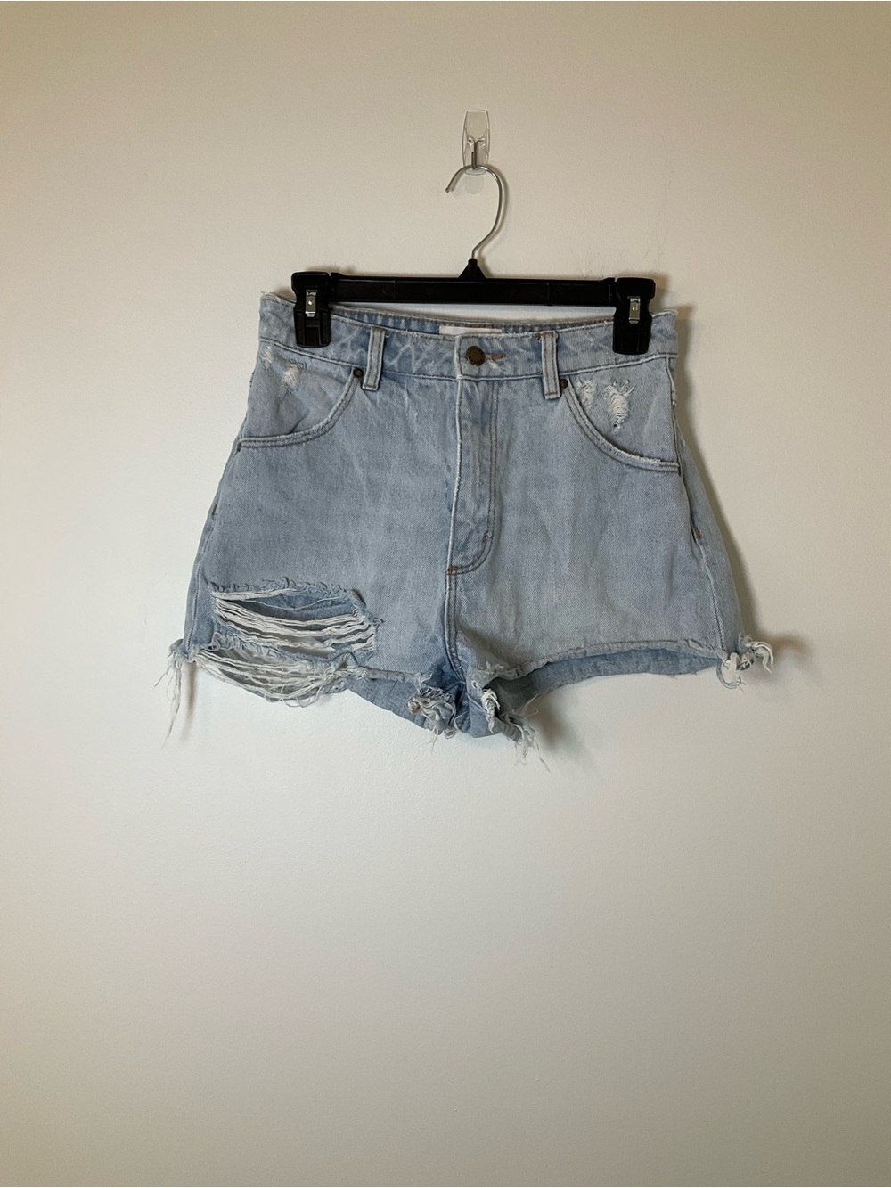 Rollas Dusters High Rise Distressed Denim Shorts Size 26